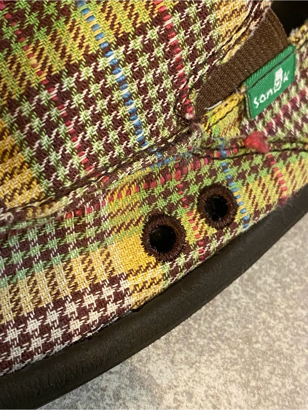 Sanuk casual slip